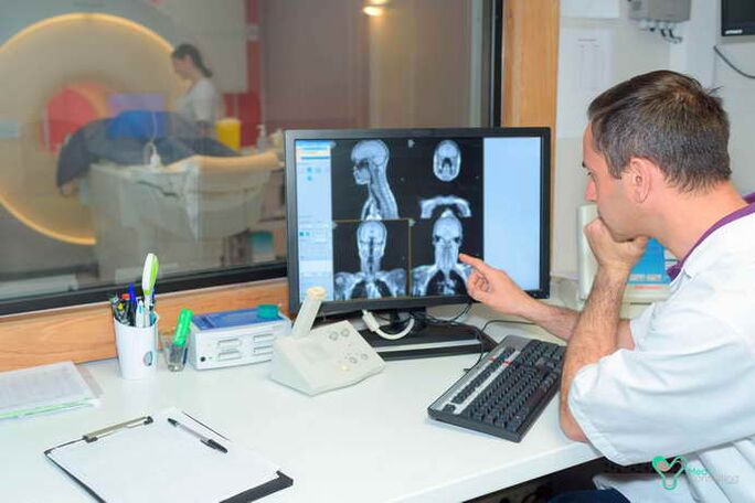 Diagnosis of thoracic osteochondrosis computer